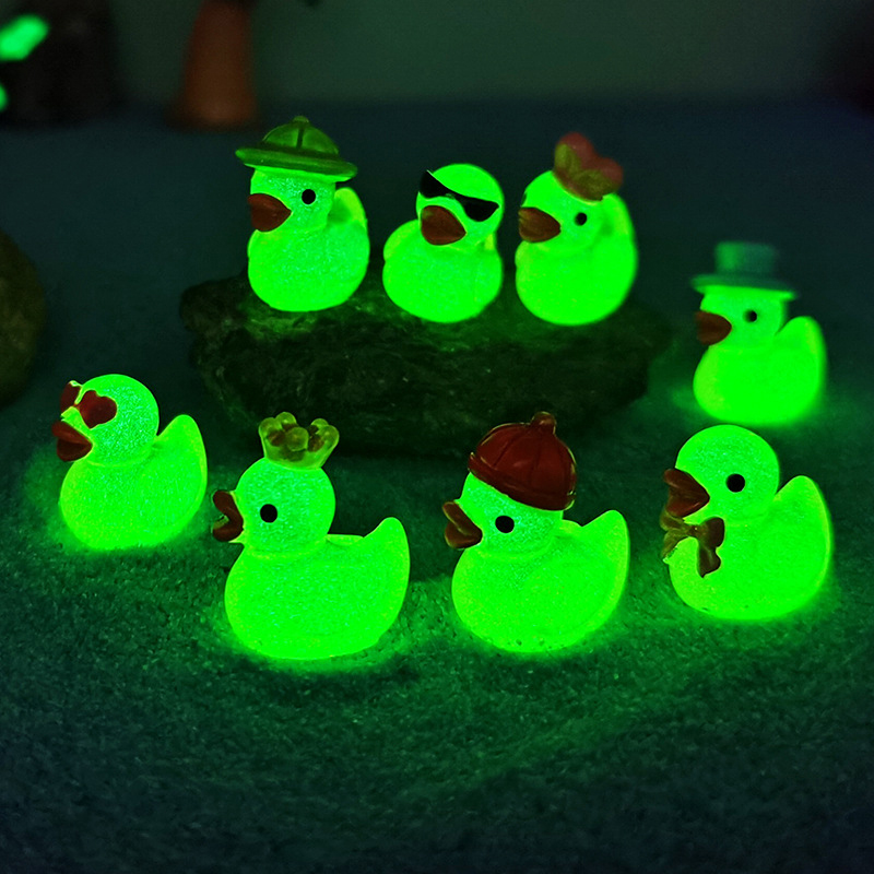 Smart Garden Mini - 8個入り 発光樹脂製ミニ黄色いアヒルの子 ミニチュア ドールハウス 暗闇で光るアヒルの置物 DIY水槽