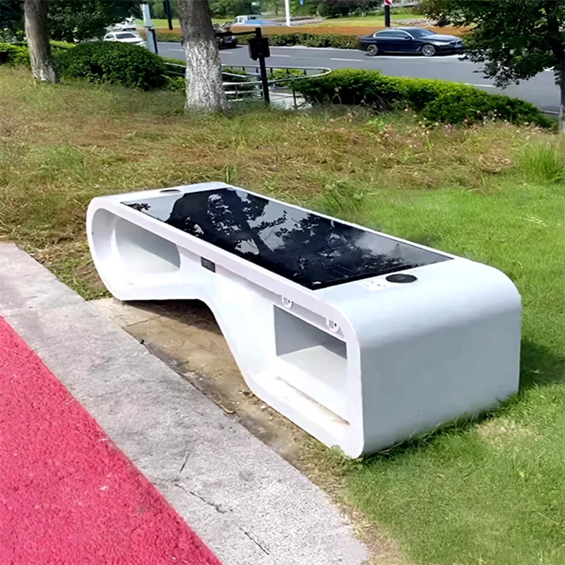 シンプルなデザインのスマートソーラーガーデンベンチ、ワイヤレ - Smart Garden Tools のレビューと価格
